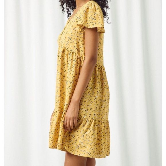 Floral Print Buttoned Dress - Picture 5 of 9